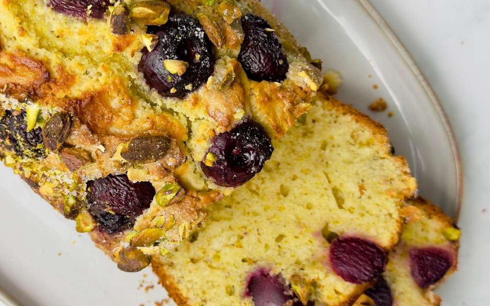 gâteau au yaourt cerise et pistache
