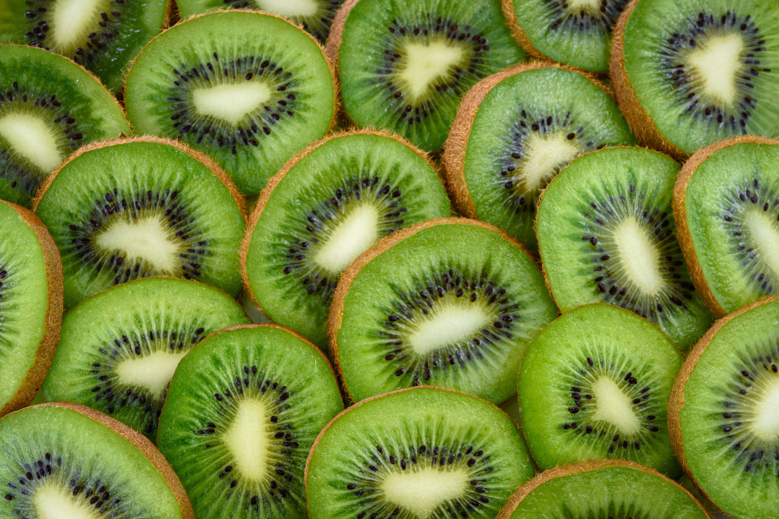 Can You Eat Kiwi Skin?