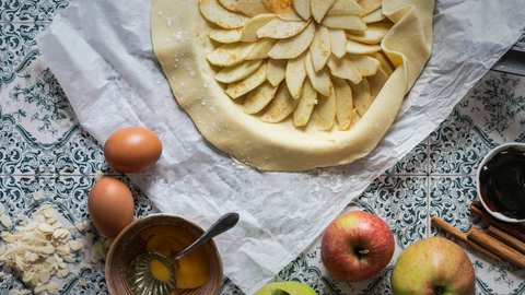 Which pastry to choose for an apple pie?