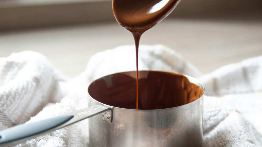 How to make a chocolate cake without a chocolate bar?