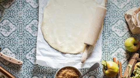 Should You Pre-Bake Your Apple Tart Crust?