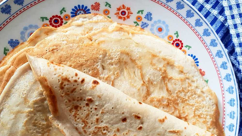 Why Put Oil in Crepe Batter?